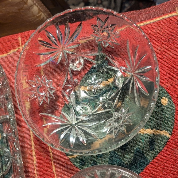 "3"Anchor Hocking Star of David  Cut Glass Serving Piece's - Picture 2 of 6